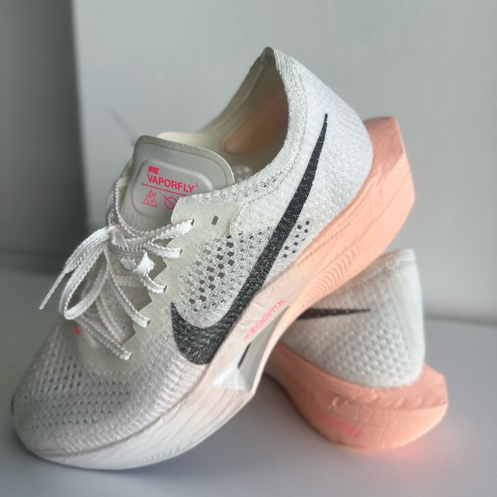 Nike Vaporfly Women's Shoes - White and Peach